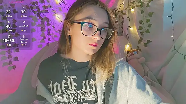 Snapshot of monlight__dana chatting on December 2024 12:25:02 PM monlight  dana online show from December 2024 12:25:02 PM