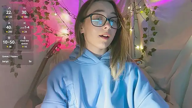 Snapshot of monlight__dana chatting on December 2024 03:44:01 PM monlight  dana online show from December 2024 03:44:01 PM