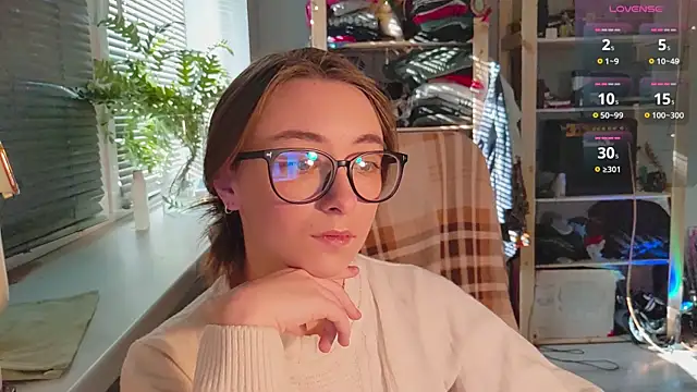 Snapshot of monlight__dana chatting on March 2025 12:45:01 PM monlight  dana online show from March 2025 12:45:01 PM