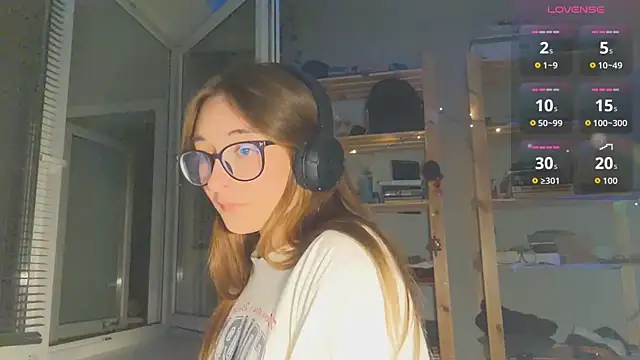 Snapshot of monlight__dana chatting on September 2025 07:03:02 PM monlight  dana online show from September 2025 07:03:02 PM