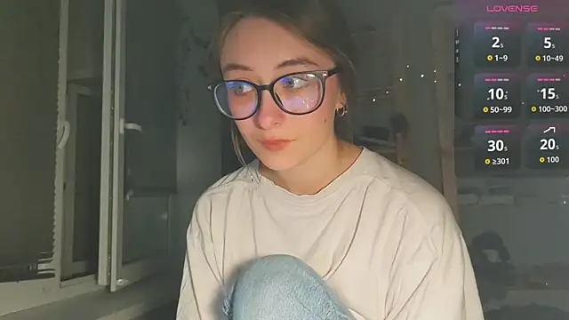 Snapshot of monlight__dana chatting on October 2025 05:47:01 PM monlight  dana online show from October 2025 05:47:01 PM