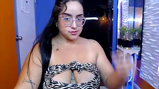 Snapshot of Sofiia_davis23 chatting on February 2025 04:26:02 PM Sofiia davis23 online show from February 2025 04:26:02 PM