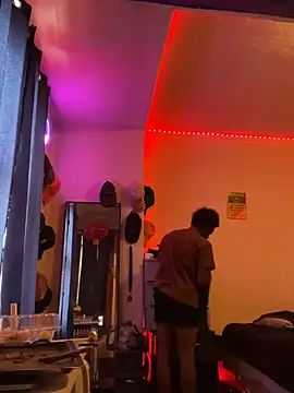 Snapshot of GersonGil1 chatting on March 2025 06:45:01 PM GersonGil1 online show from March 2025 06:45:01 PM