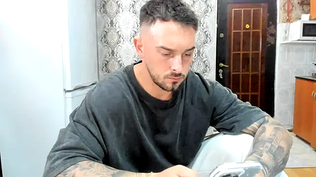 Jonmusclemaster online show from May 2026 08:14:01 PM