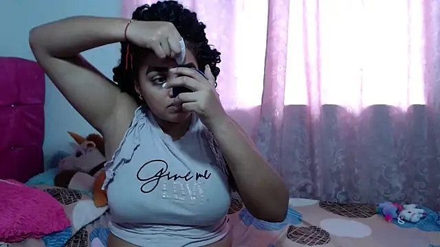 kiara milf  online show from October 2025 04:09:01 PM