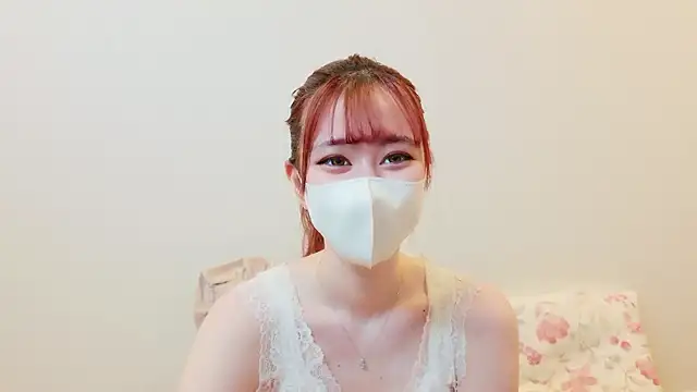 chat MIYU online show from April 2026 12:11:02 PM