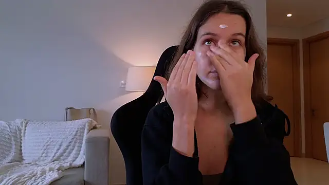 VanessaBayer2 online show from December 2024 12:57:01 AM