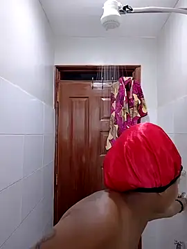 Snapshot of SquirtQueen222 chatting on January 2025 03:28:02 PM SquirtQueen222 online show from January 2025 03:28:02 PM