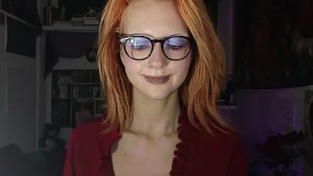 Snapshot of TatianaRomanov chatting on January 2026 10:57:02 PM TatianaRomanov online show from January 2026 10:57:02 PM