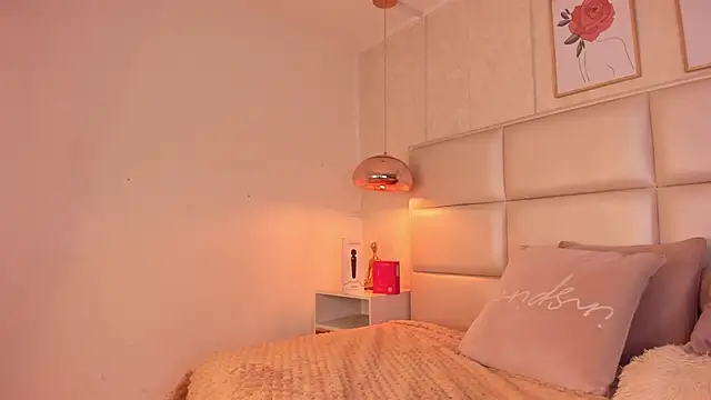 Aily Yozuko online show from October 2025 02:48:01 AM