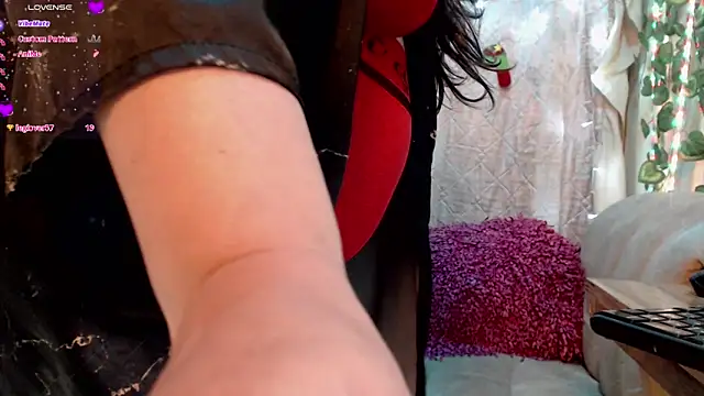 nicollejordan1 online show from December 2024 06:19:02 AM