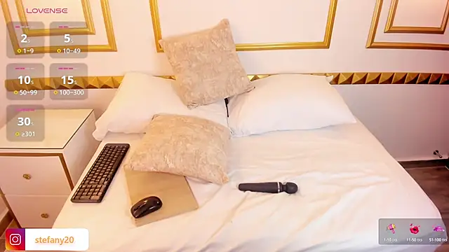 amor smith  online show from March 2025 05:48:02 AM