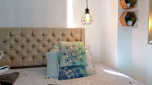 Anya Texas online show from October 2025 07:25:01 PM