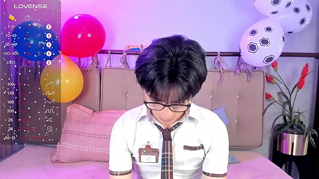 Snapshot of cherryy_boy chatting on June 2026 10:21:02 PM cherryy boy online show from June 2026 10:21:02 PM