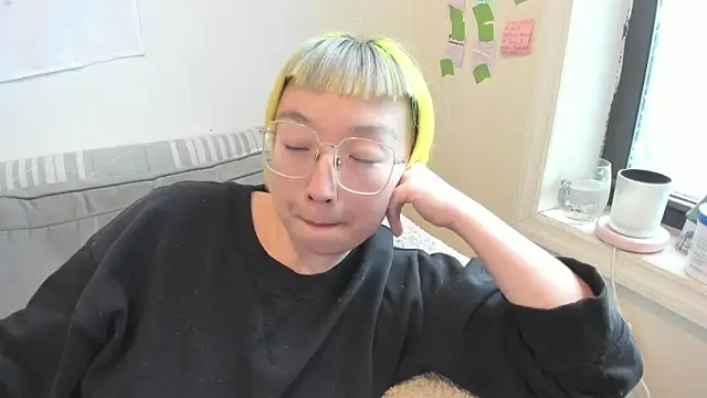 Snapshot of luxgray chatting on March 2026 09:03:02 PM luxgray online show from March 2026 09:03:02 PM