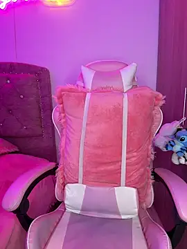 YovngBaby online show from April 2026 04:37:01 AM