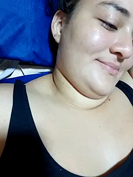 Liancy online show from November 2025 04:49:01 PM