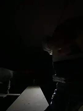 tongueispowerr6d9 online show from December 2024 03:18:02 AM