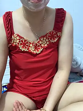 Baby-bigtits online show from November 2025 01:00:02 PM