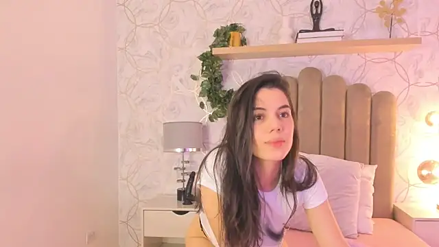 Snapshot of Roma__love chatting on December 2024 11:38:01 AM Roma love online show from December 2024 11:38:01 AM