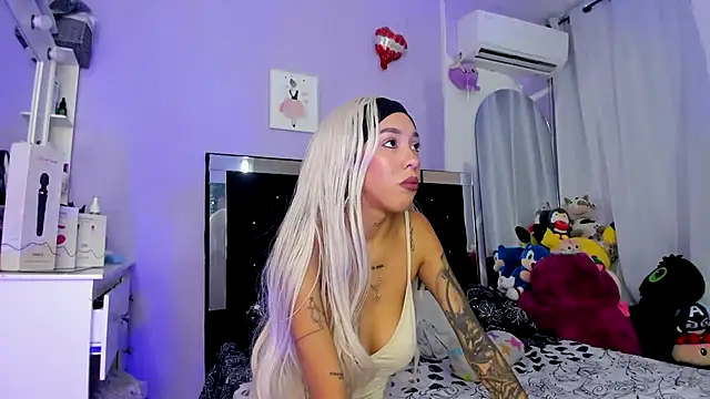Laizasamantha2 online show from June 2026 02:54:01 PM