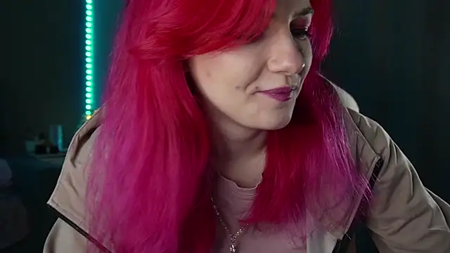 joyhannahh online show from December 2025 06:47:02 PM