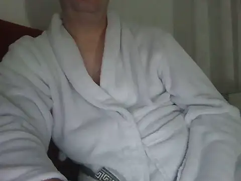 fikoivos online show from May 2026 08:24:02 PM