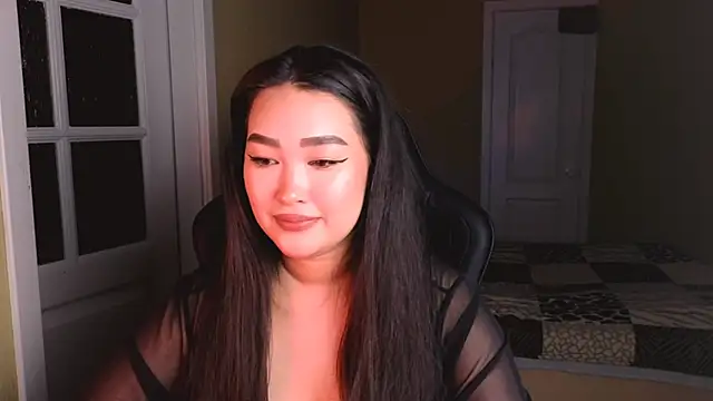 Snapshot of Erica_Wayne chatting on December 2024 02:57:02 PM Erica Wayne online show from December 2024 02:57:02 PM