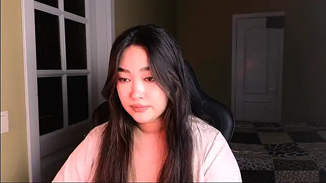 Snapshot of Erica_Wayne chatting on February 2025 11:49:02 AM Erica Wayne online show from February 2025 11:49:02 AM