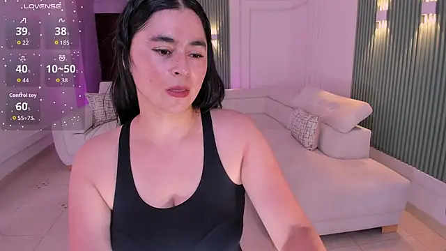 Snapshot of Anna_parkker_ chatting on June 2026 08:02:01 PM Anna parkker online show from June 2026 08:02:01 PM