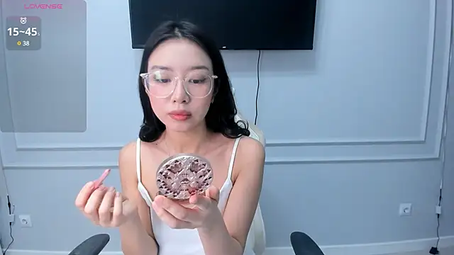 Miwa Kasumi online show from February 2025 12:36:02 PM