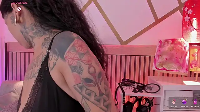 Snapshot of NinaInk chatting on July 2026 01:53:02 PM NinaInk online show from July 2026 01:53:02 PM