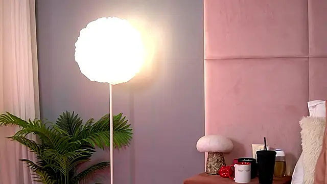 AlmaLuv online show from February 2026 04:41:02 AM