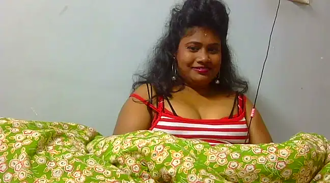 Snapshot of sexy_roma chatting on January 2025 04:36:01 PM sexy roma online show from January 2025 04:36:01 PM