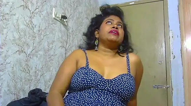 Snapshot of sexy_roma chatting on January 2025 11:31:02 AM sexy roma online show from January 2025 11:31:02 AM