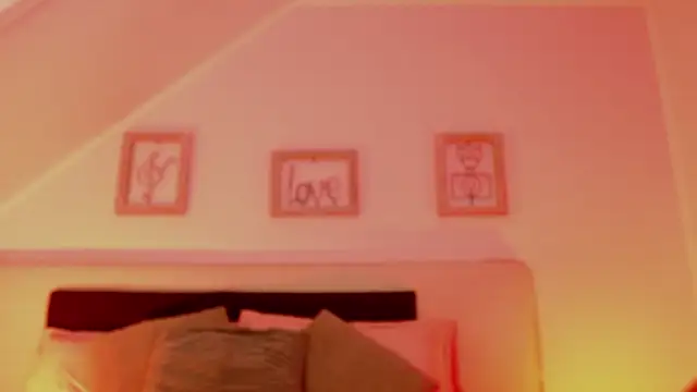 Snapshot of Tifanny_grey chatting on March 2025 11:32:01 PM Tifanny grey online show from March 2025 11:32:01 PM