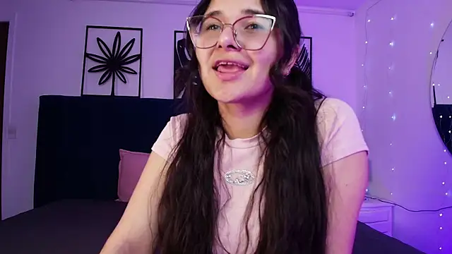 Snapshot of Tifanny_grey chatting on September 2025 07:36:01 PM Tifanny grey online show from September 2025 07:36:01 PM