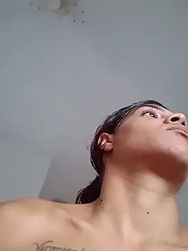 Snapshot of Indiazinhax chatting on December 2024 08:18:02 PM Indiazinhax online show from December 2024 08:18:02 PM