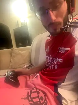 Snapshot of EE123458 chatting on September 2025 10:33:01 PM EE123458 online show from September 2025 10:33:01 PM