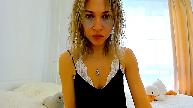 Mona Cruz online show from February 2025 06:00:01 AM