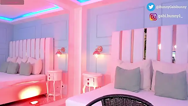 gabi bunny online show from January 2026 05:18:02 PM