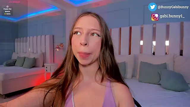 gabi bunny online show from July 2026 05:31:01 PM