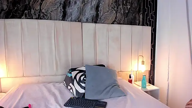 Snapshot of lia_sofiia chatting on November 2025 09:08:01 AM lia sofiia online show from November 2025 09:08:01 AM