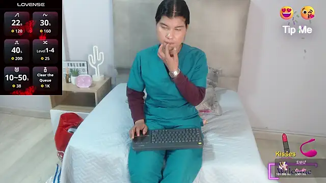 SophiaMeyerst online show from April 2026 06:14:02 PM