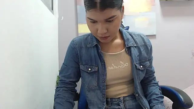 SophiaMeyerst online show from July 2026 02:53:01 PM