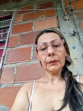 Snapshot of Mia-funny20 chatting on June 2026 08:59:02 PM Mia-funny20 online show from June 2026 08:59:02 PM