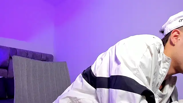 MarcusCollinss  online show from December 2024 12:00:02 PM