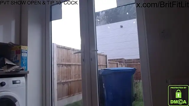 Snapshot of BritishHappyEnding chatting on February 2025 01:19:01 PM BritishHappyEnding online show from February 2025 01:19:01 PM