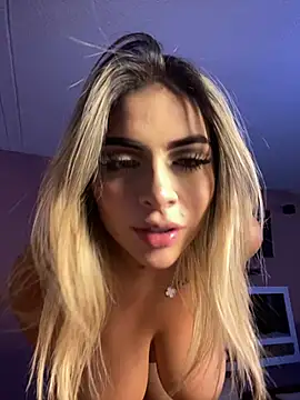 MiaWhitePink  online show from January 2025 10:32:02 AM