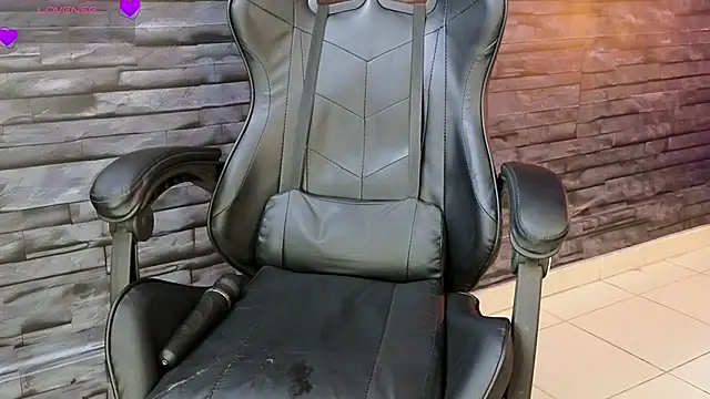 Lilith Zen online show from February 2025 08:18:02 AM